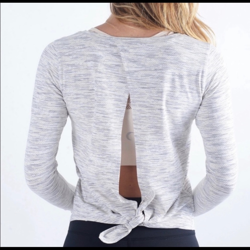Zyia split back top space dye white